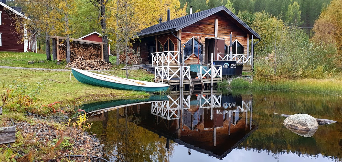 immelkartano sauna autumn ruska